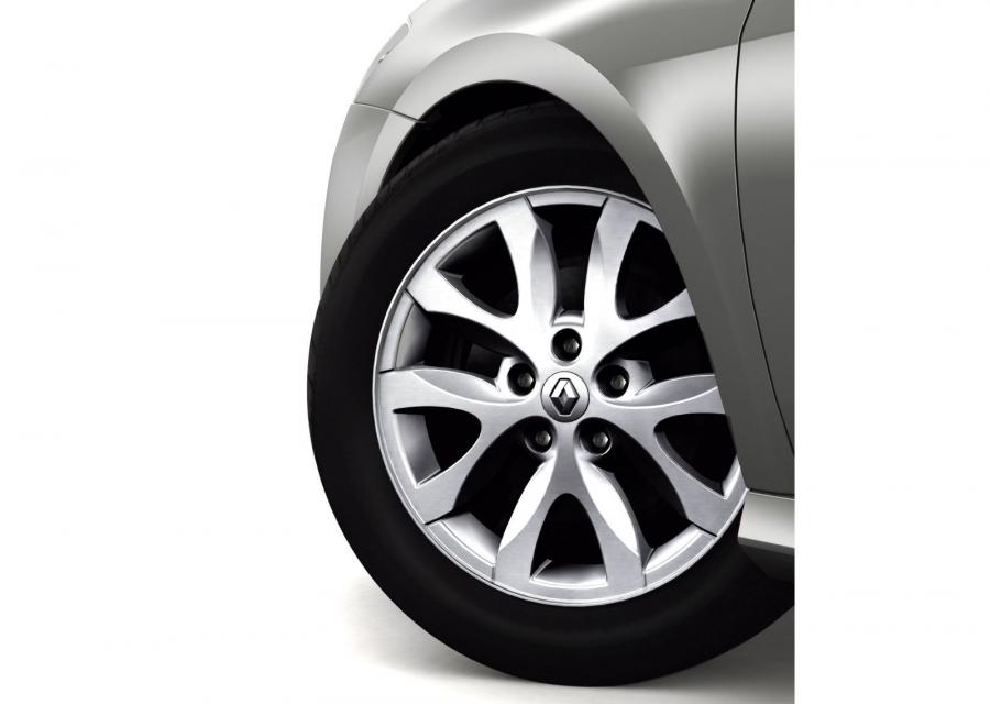  Renault Laguna III 2007 года  (фото 24 из 92)